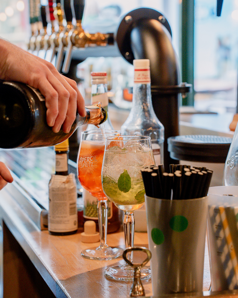 Salle du Babylone Beer Bar